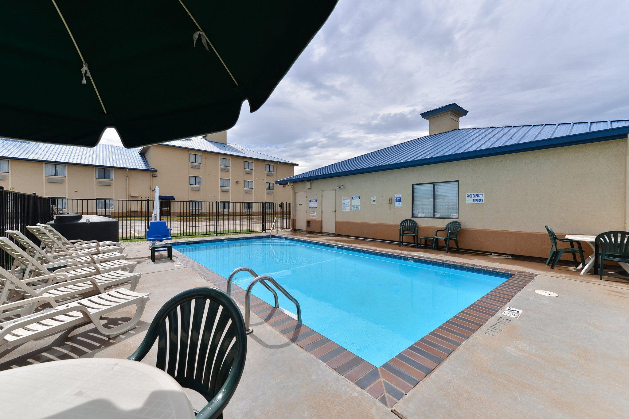 Quality Inn & Suites Wichita Falls I-44 Esterno foto