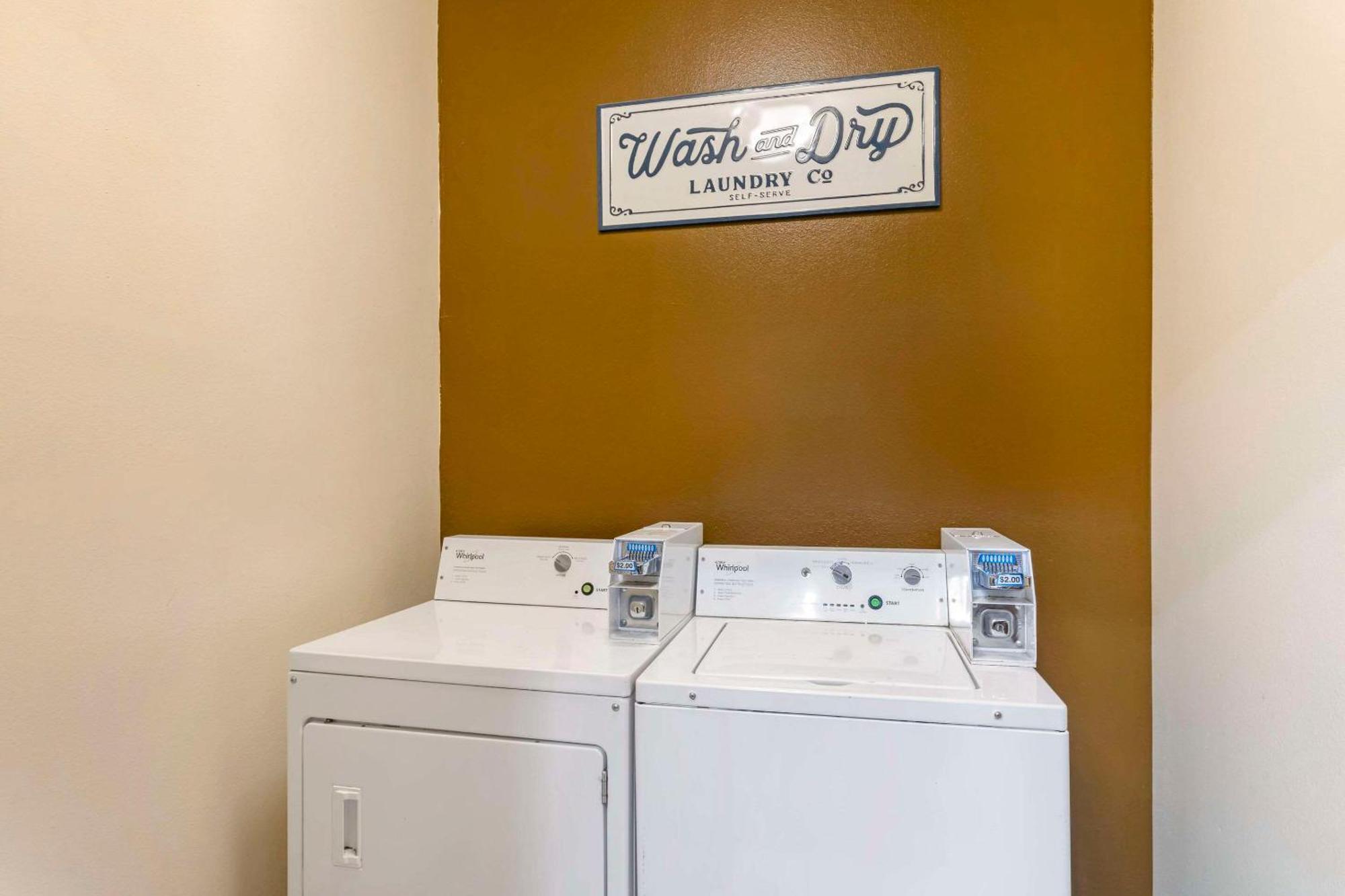 Quality Inn & Suites Wichita Falls I-44 Esterno foto