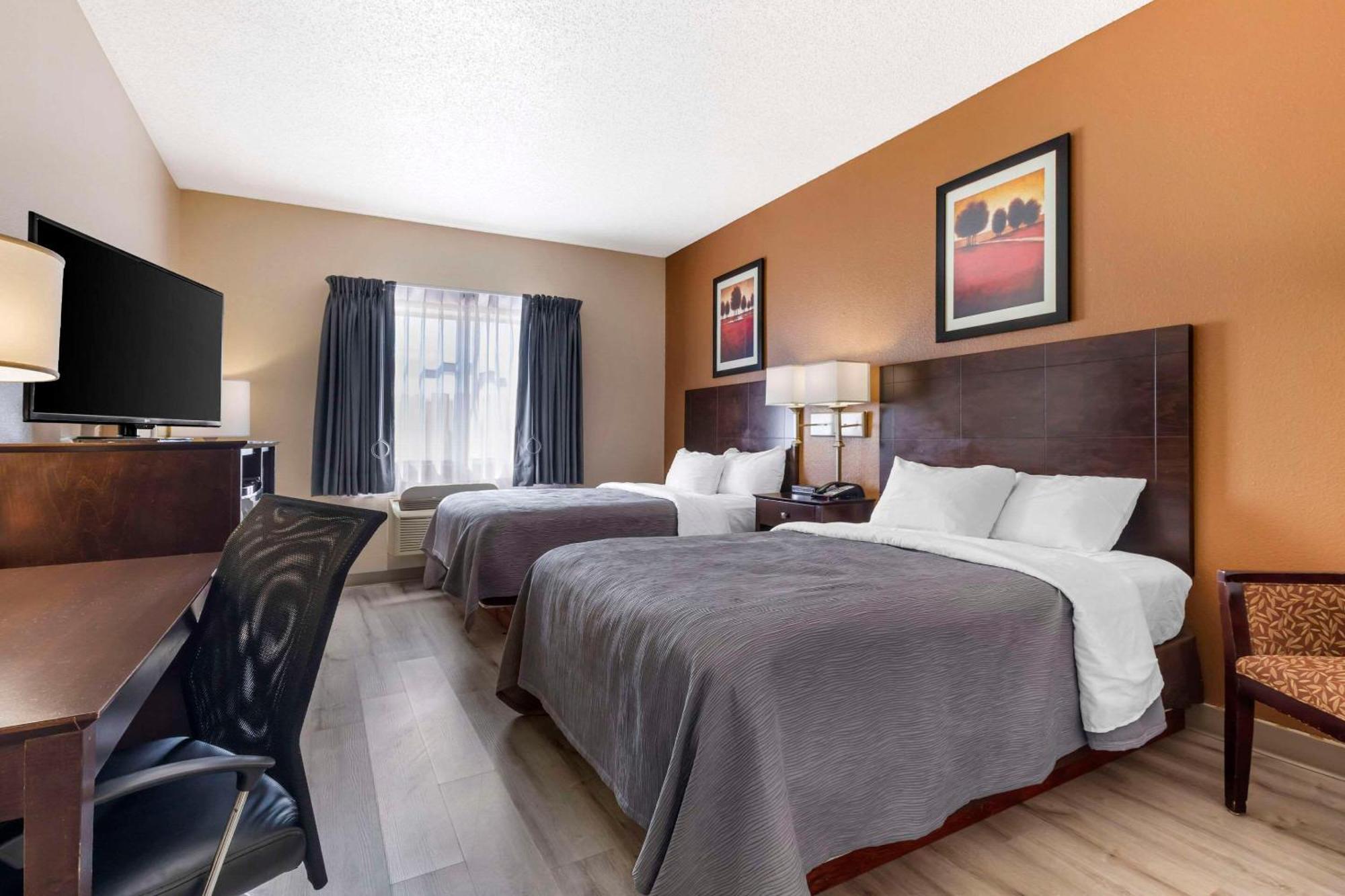 Quality Inn & Suites Wichita Falls I-44 Esterno foto