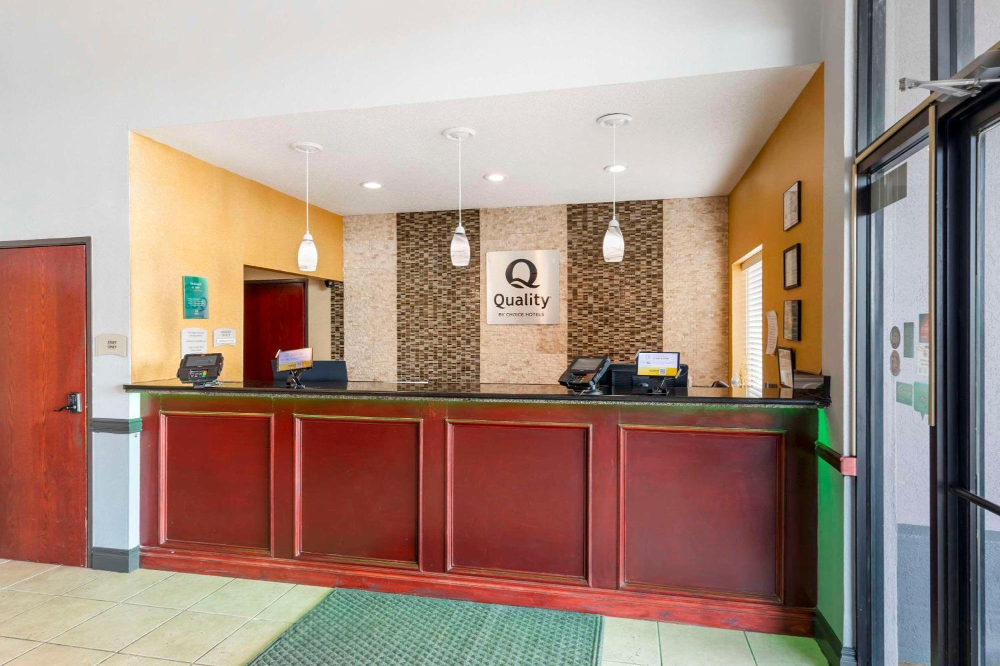 Quality Inn & Suites Wichita Falls I-44 Esterno foto